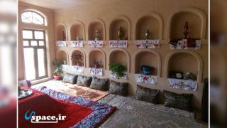 نمایی از اتاق سنتی اقامتگاه بوم گردی یوزگشت - شاهرود - روستای قلعه بالا